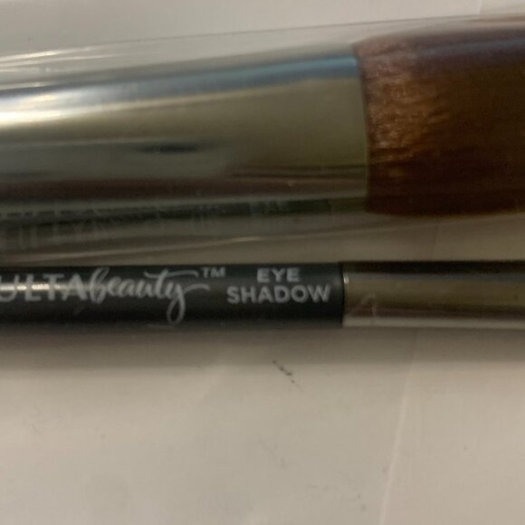 ULTA brush set for blush & eyes approximately 7” long new - Picture 6 of 7